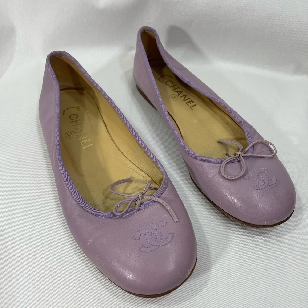 Lilac Chanel Flats size 38